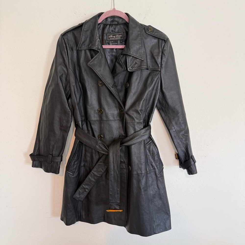 Terry Lewis Black 100% Leather Trench Coat Tortoise Hardware Size Medium Belted